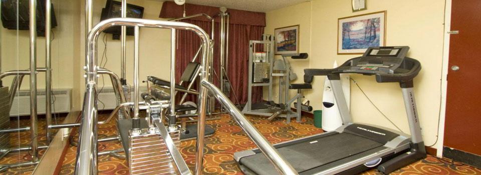 Quality Inn & Suites Kansas City I-435N Near Sports Complex Εξωτερικό φωτογραφία