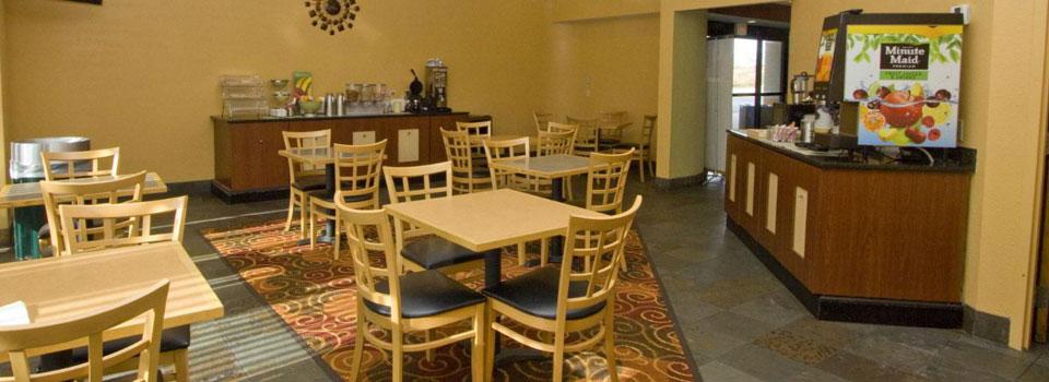 Quality Inn & Suites Kansas City I-435N Near Sports Complex Εξωτερικό φωτογραφία